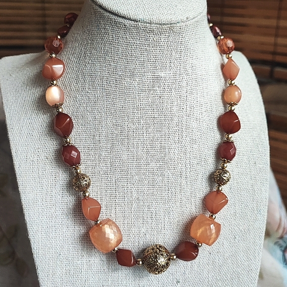 Robert Rose Signed Acrylic Tumbled Stones Gold Filigree Beads Choker Necklace - Picture 2 of 14